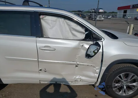 2015 Toyota Highlander Xle V6 from USA, damaged, VIN 5TDJKRFH0FS096248